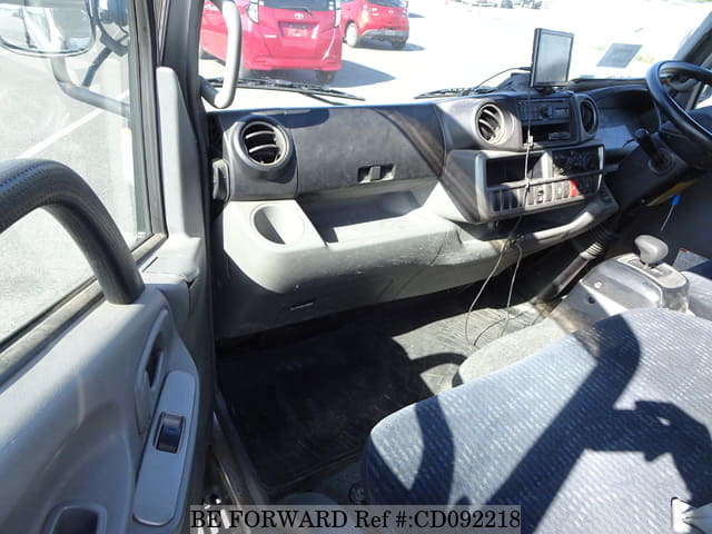 2015 HINO DUTRO HYBRID image 25