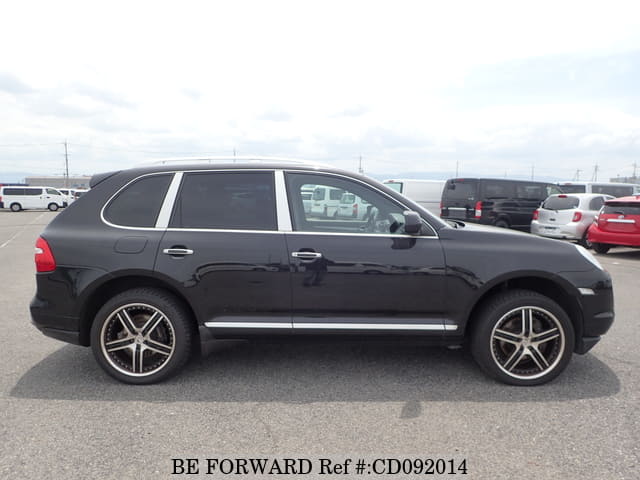 2009 PORSCHE CAYENNE image 6