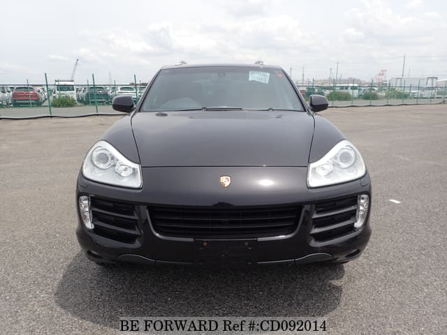 2009 PORSCHE CAYENNE image 8