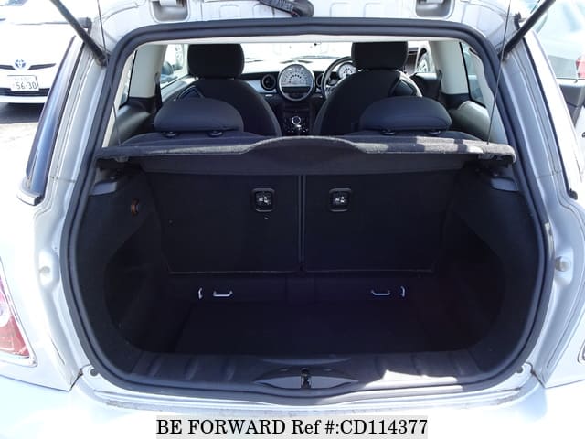 2011 BMW MINI COOPER image 28