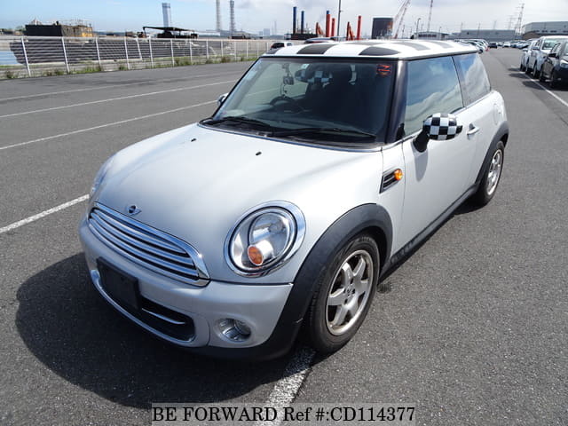 2011 BMW MINI COOPER