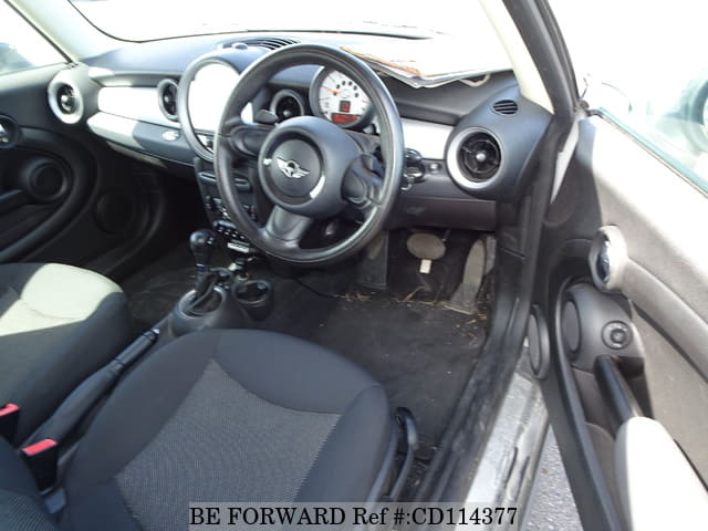 2011 BMW MINI COOPER image 29