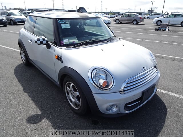 2011 BMW MINI COOPER image 7