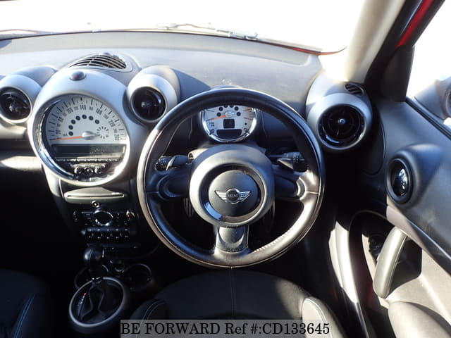 2011 BMW MINI COOPER S CROSS OVER image 30