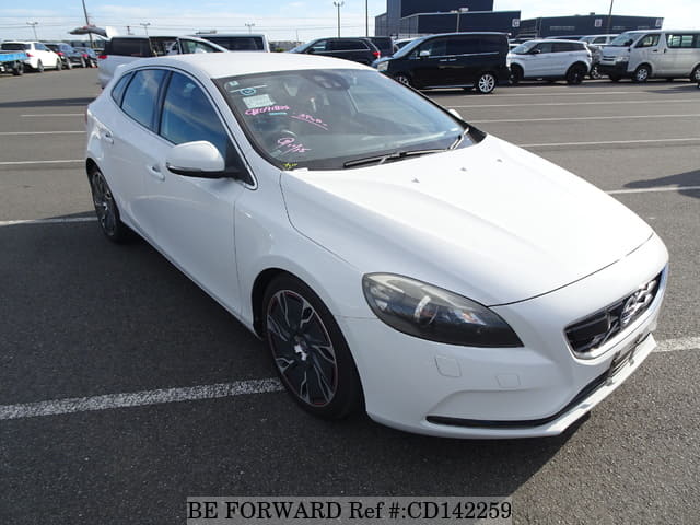 2016 VOLVO V40 D4 image 7