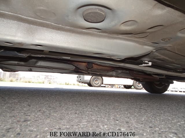 2009 TOYOTA VITZ F image 17