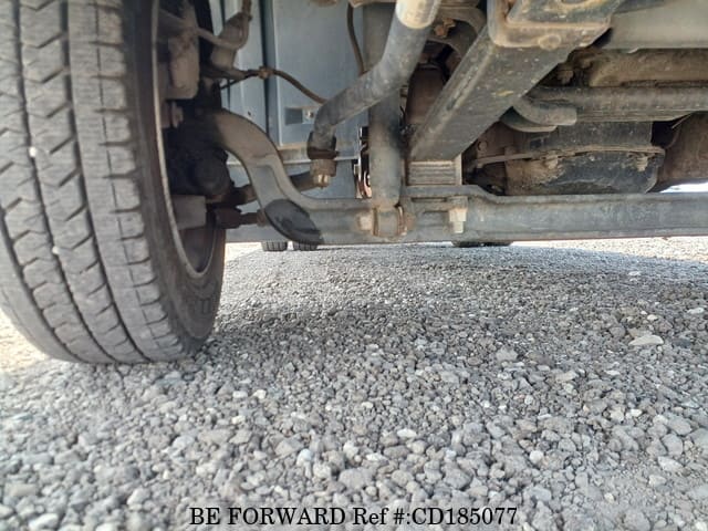 2005 HINO DUTRO image 13
