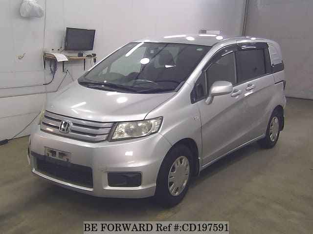 2011 HONDA FREED SPIKE G JUST SELECTION