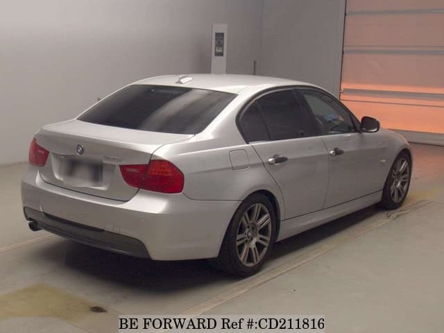 2011 BMW 3 SERIES