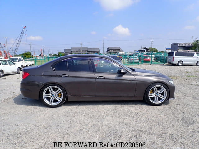 2013 BMW 3 SERIES 320D MODERN image 6