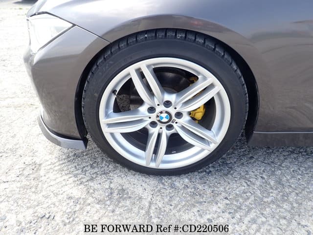 2013 BMW 3 SERIES 320D MODERN image 9