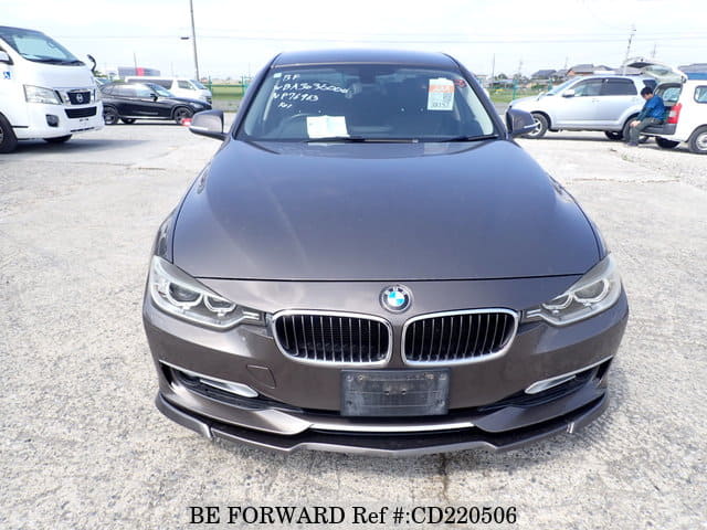 2013 BMW 3 SERIES 320D MODERN image 8