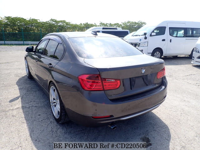 2013 BMW 3 SERIES 320D MODERN image 3