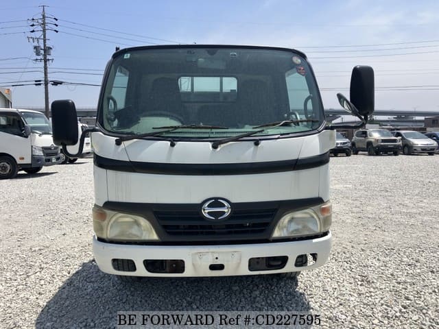 2009 HINO DUTRO image 8