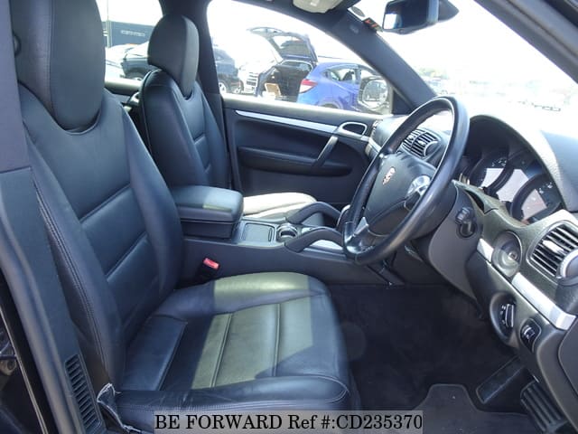 2007 PORSCHE CAYENNE image 25