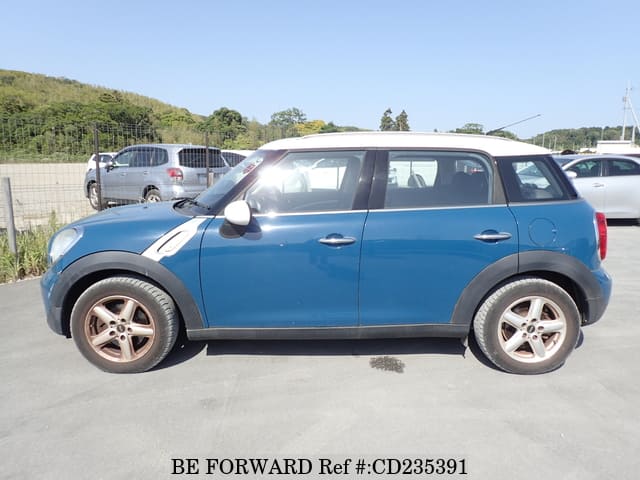 2011 BMW MINI COOPER CROSSOVER image 2