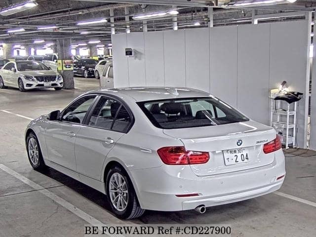 2013 BMW 3 SERIES 320D BLUE PERFORMANCE image 5