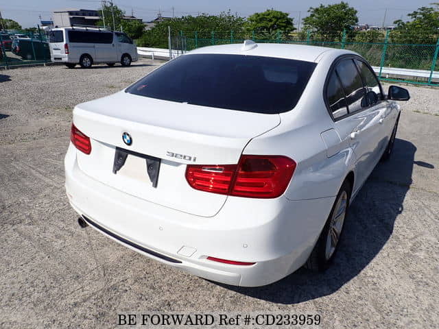 2013 BMW 3 SERIES 320I SPORTS image 5