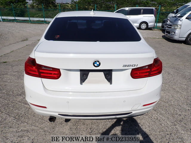 2013 BMW 3 SERIES 320I SPORTS image 4