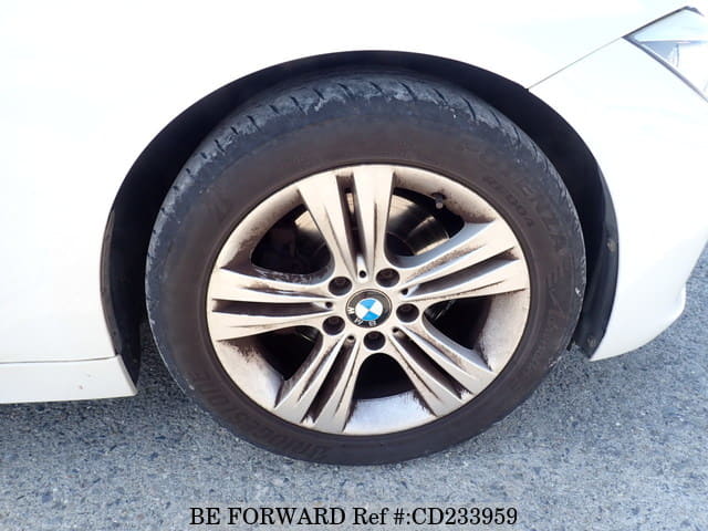 2013 BMW 3 SERIES 320I SPORTS image 12