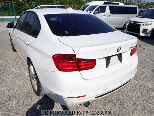 2013 BMW 3 SERIES 320I SPORTS image 3