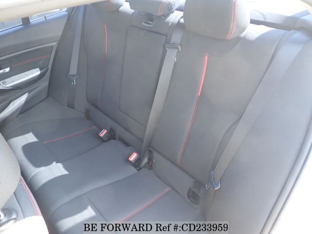 2013 BMW 3 SERIES 320I SPORTS image 27