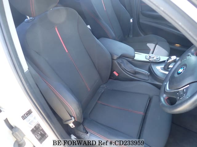 2013 BMW 3 SERIES 320I SPORTS image 25
