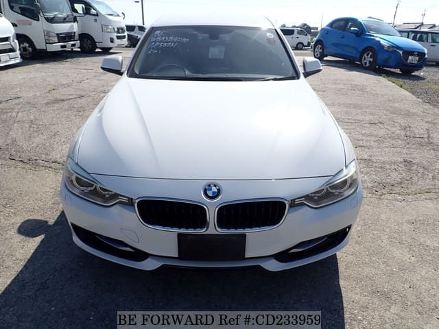 2013 BMW 3 SERIES 320I SPORTS image 8