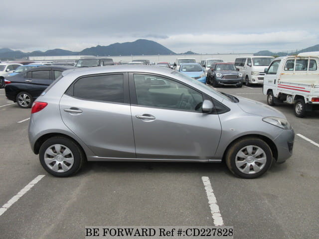 2011 MAZDA DEMIO 13C image 6