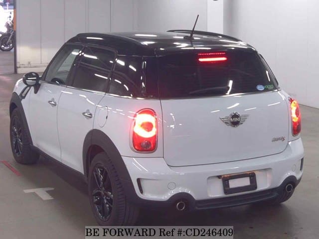 2013 BMW MINI COOPER S CROSS OVER image 3