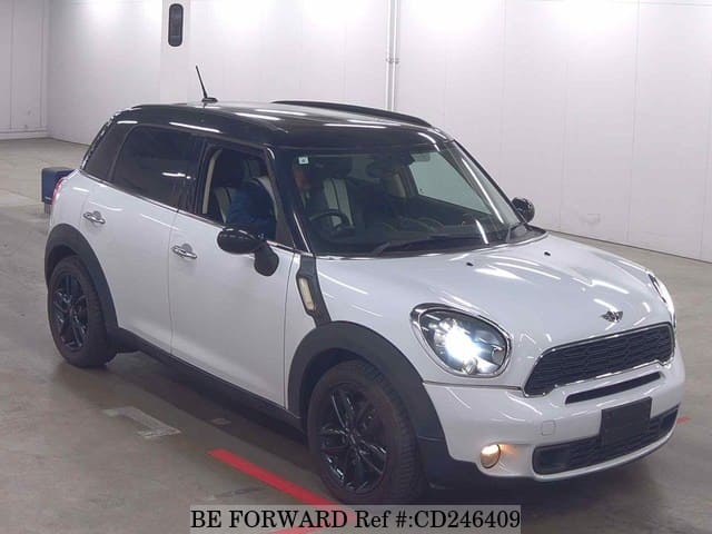 2013 BMW MINI COOPER S CROSS OVER image 6