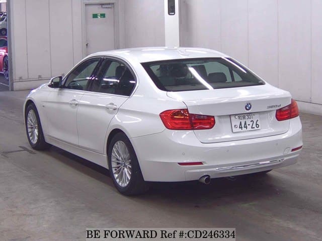 2013 BMW 3 SERIES 320D LUXURY image 5