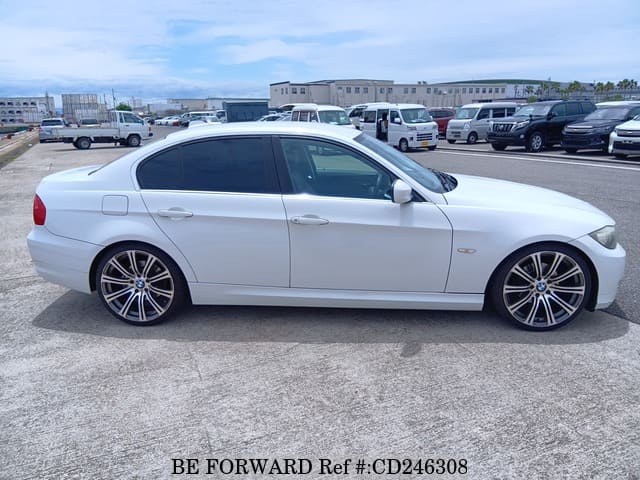2011 BMW 3 SERIES 320I HIGHLINE PACKAGE image 6