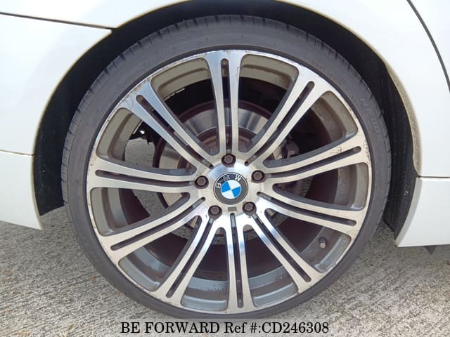 2011 BMW 3 SERIES 320I HIGHLINE PACKAGE image 11