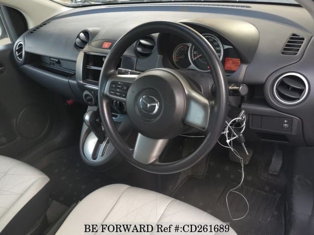 2011 MAZDA DEMIO 13C image 3