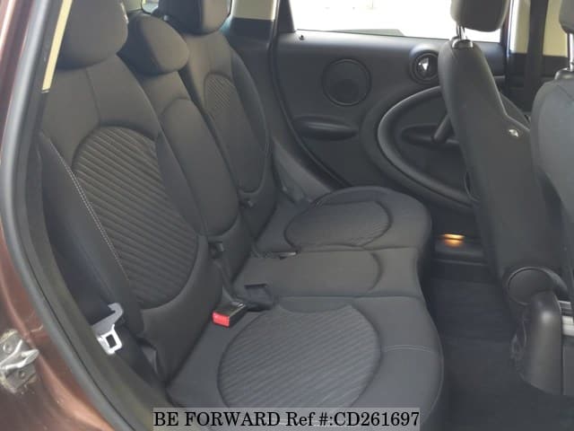 2013 BMW MINI COOPER S CROSS OVER image 6