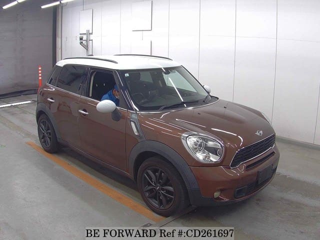 2013 BMW MINI COOPER S CROSS OVER image 4