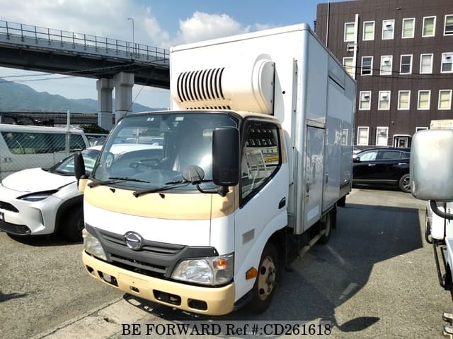 2014 HINO DUTRO
