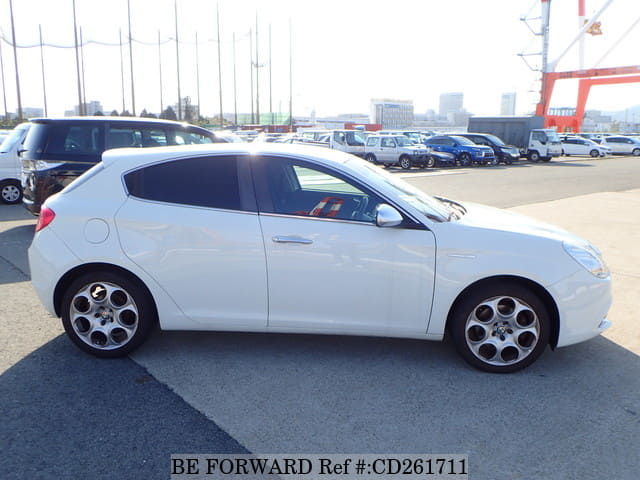 2014 ALFA ROMEO GIULIETTA image 6