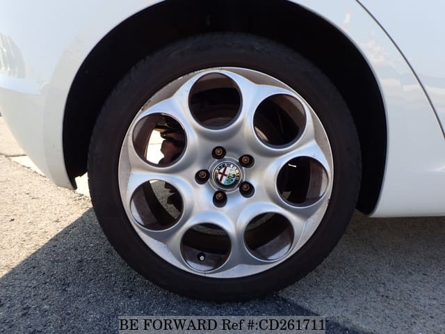 2014 ALFA ROMEO GIULIETTA image 11