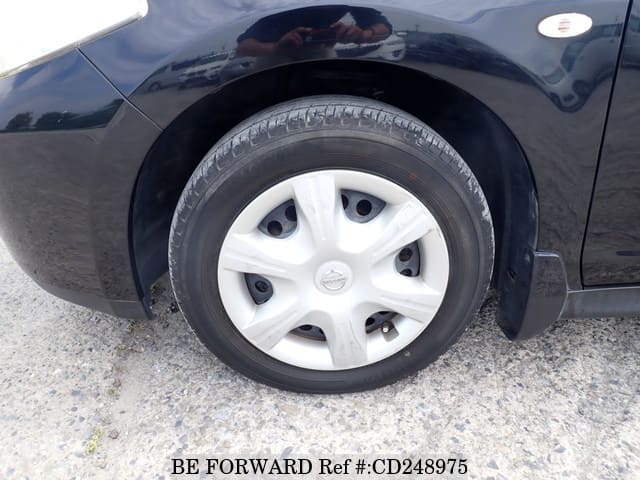 2011 NISSAN TIIDA 15M image 9