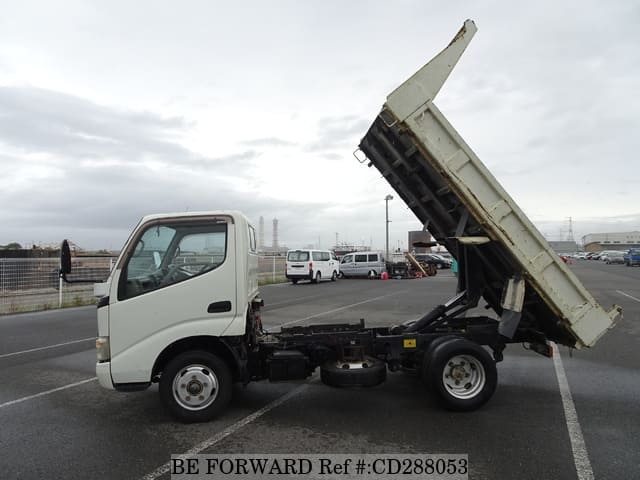 2007 HINO DUTRO image 2