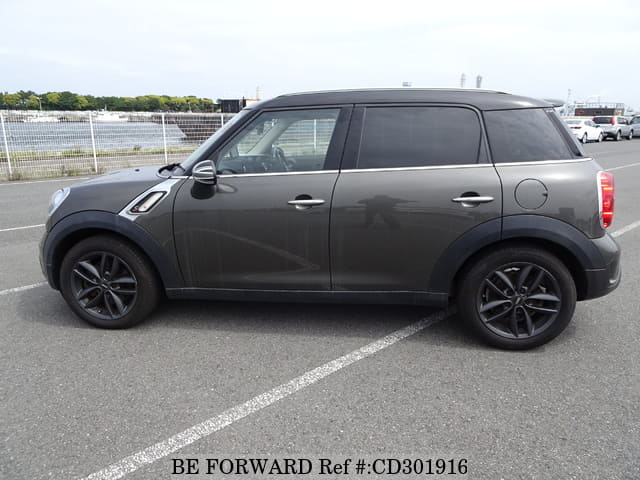 2013 BMW MINI COOPER S CROSS OVER image 2