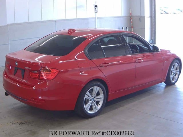 2013 BMW 3 SERIES image 2