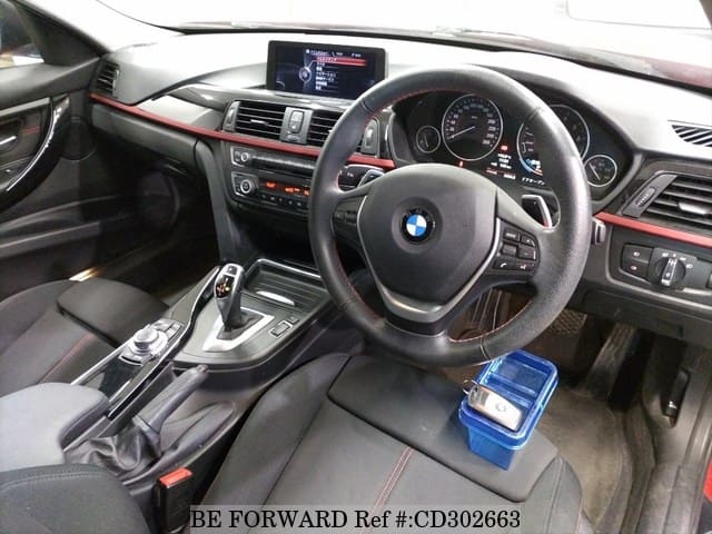2013 BMW 3 SERIES image 3