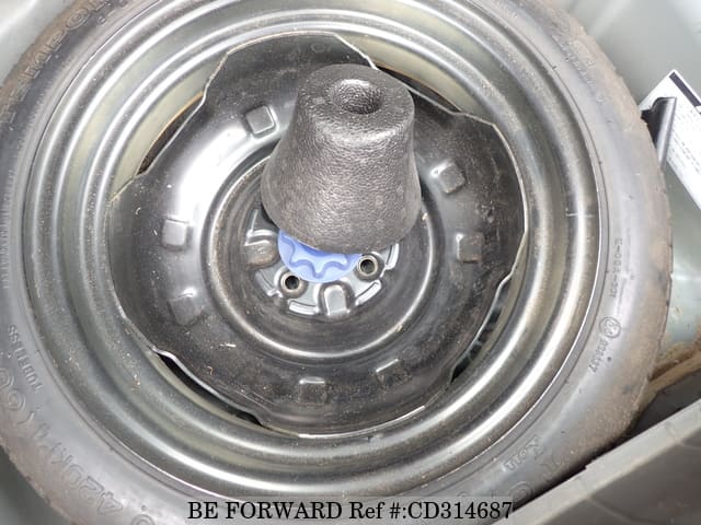 2009 TOYOTA VITZ image 29