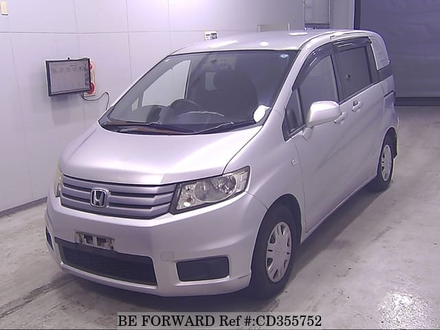 2011 HONDA FREED SPIKE G JUST SELECTION