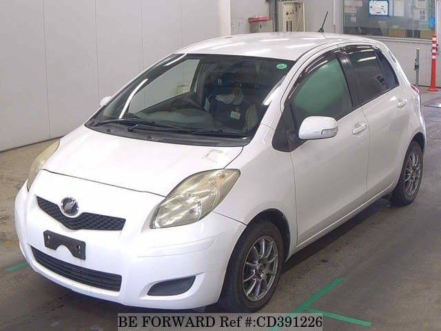 2009 TOYOTA VITZ F