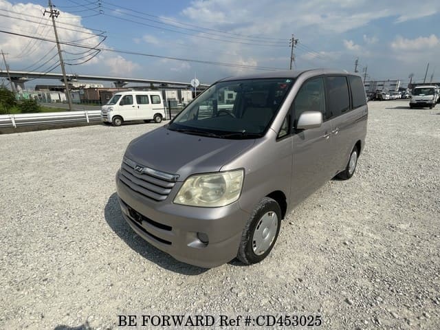 Used 2003 TOYOTA NOAH X V SELECTION/TA-AZR60G for Sale CD453025