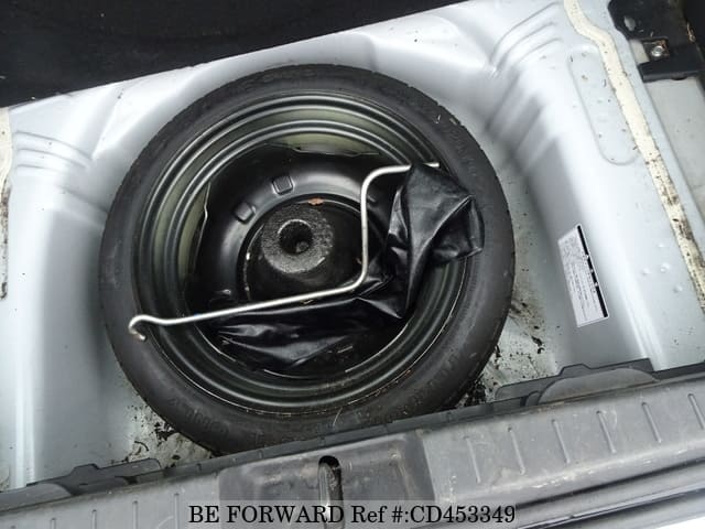 2009 TOYOTA VITZ B image 29